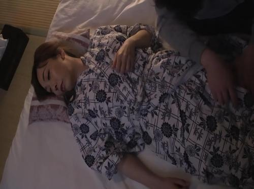 แอบเข้าไปในห้องกลางดึกข่มขืนแม่สามี